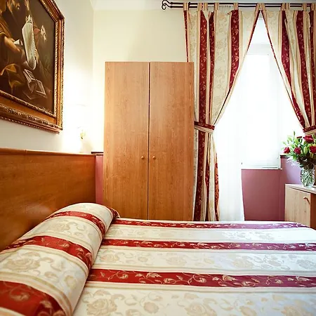 Szálloda Saturnia 2*